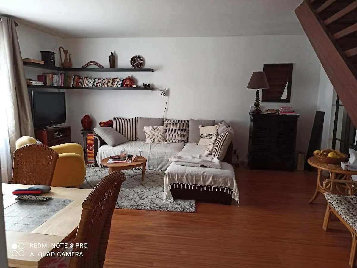 Holiday home Maison Pres Du Centre Ville L'Isle-sur-la-Sorgue